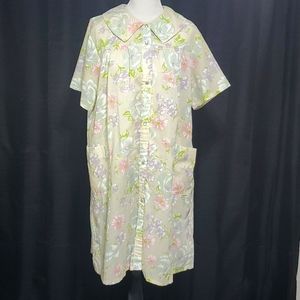 Vintage floral housecoat